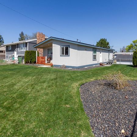 Cute And Cozy 3 Bed 2 Bath Home In North Spokane Exterior foto